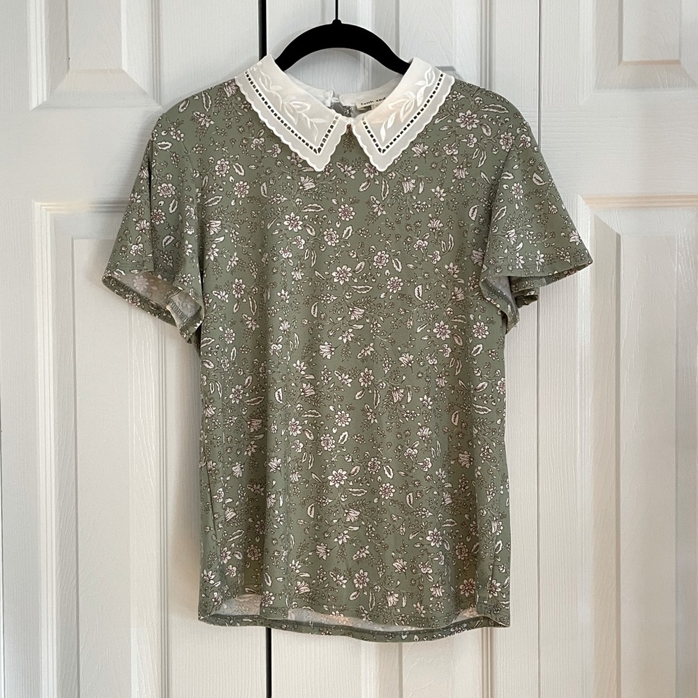 Floral blouse with peter pan collar